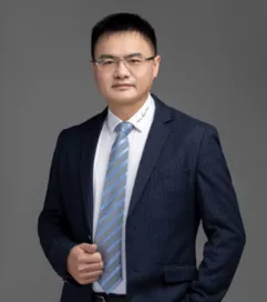 董事长 艾亮东